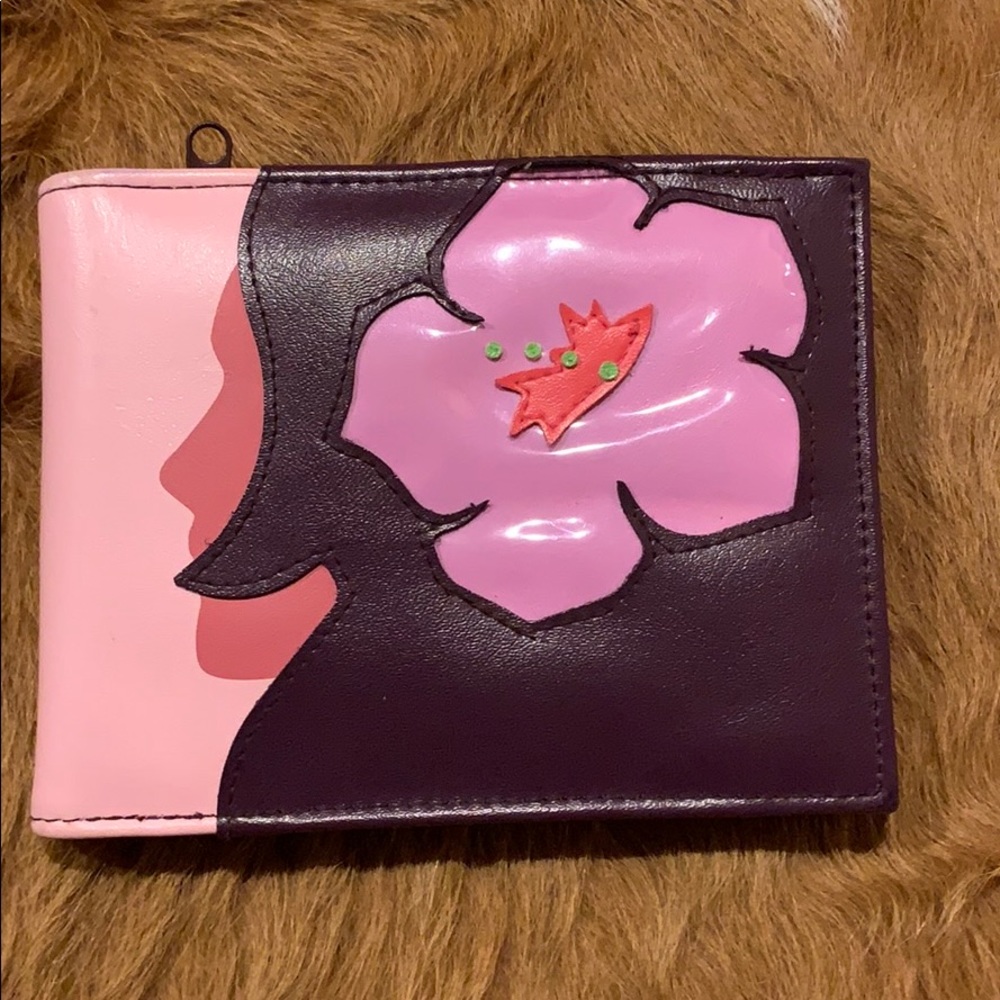 TransVersion girl with flower Velcro wallet